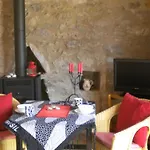 Nyaraló Romantic Stonehouse By Interhome Leonídio